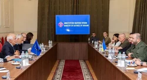 Боррель встретился с Умеровым: говорили о долгосрочных обязательствах по безопасности для Украины