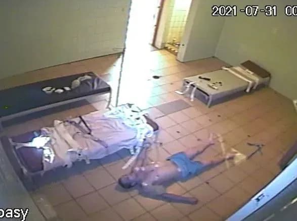 В Польщі поліцейські закатували українця до смерті у витверезнику: ЗМІ оприлюднили відеодоказ