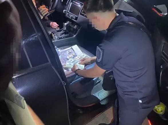 Знімали з військового обліку депутатів та їх родичів: ДБР викрило злочинну схему на Одещині