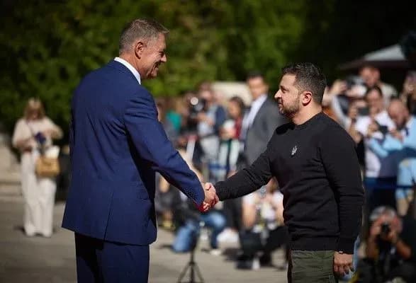 Вже скоро запрацює "зерновий коридор" з України через Молдову в Румунію – Зеленський