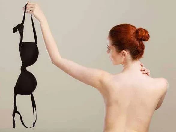 13 жовтня: День без бюстгальтера, Міжнародний день зменшення небезпеки стихійних лих