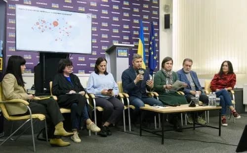 Війна стимулювала українців читати більше та обирати книги українською мовою