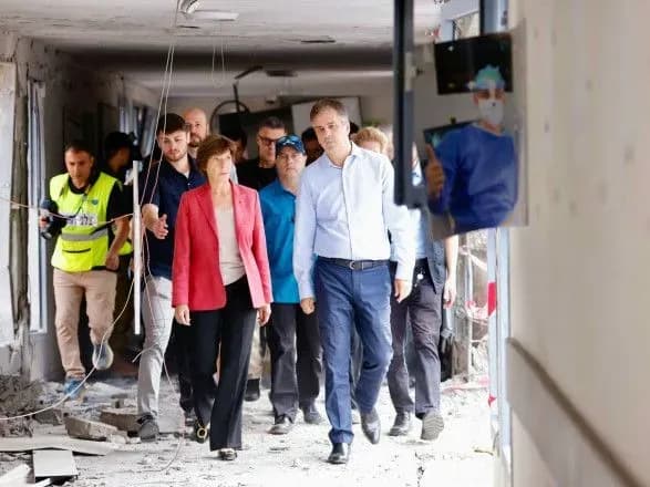 Голова МЗС Франції прибула до Ізраїлю