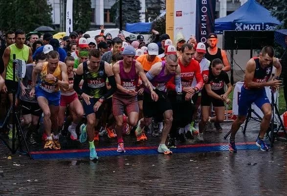 670 учасників та 275 тис. грн на ЗСУ: у Тернополі військові та олімпійці бігли благодійний "Файнозабіг"