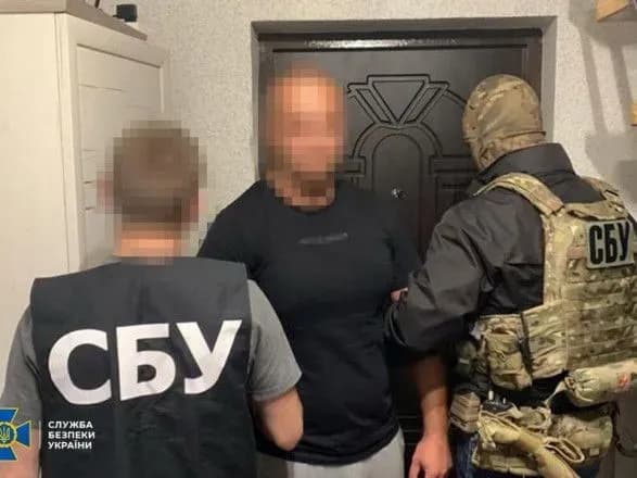 СБУ нейтралізувала банду рекетирів, які тримали у страху жителів Прикарпаття