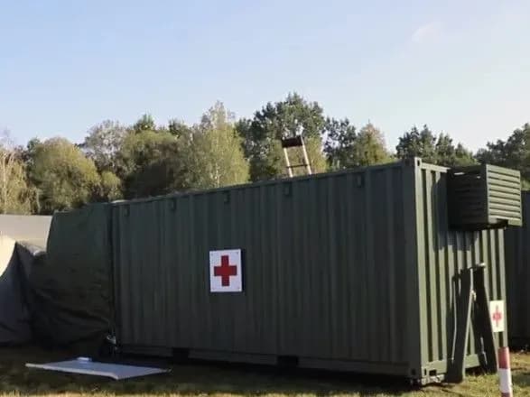 Україна отримала від Нідерландів 4 мобільних госпіталі