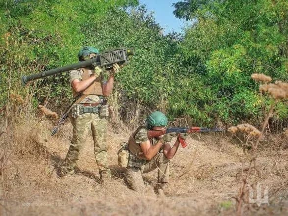 Сили оборони влучили у 2 вертольоти на посадкових майданчиках окупантів — Генштаб