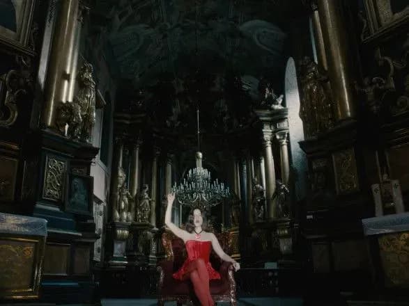 Скандал через новий кліп Жадана і Соловій: священники у Львові вимагають видалити відео, яке "пропагує антихристиянські цінності"