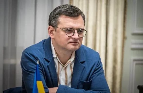 Кулеба сподівається, що Орбан "вимив і продезінфікував руки" після зустрічі з путіним