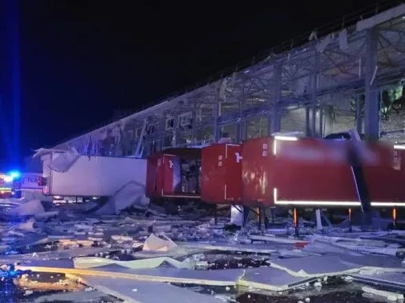 Удар росіян по «Новій пошті» на Харківщині: кількість травмованих зросла до 16 осіб