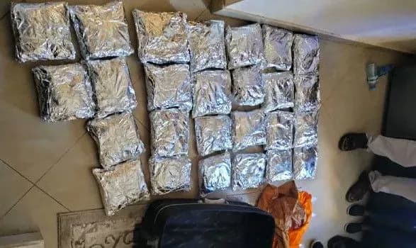 На Шрі-Ланці морпіхи затримали рибальський траулер з 200 кг героїну на борту