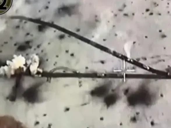 Нацгвардійці показали, як спалюють техніку росіян у районі Авдіївки