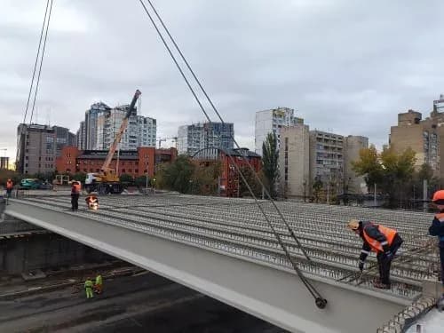 У Києві завтра відновлять рух на Дегтярівському шляхопроводі, де стався обвал місяць тому