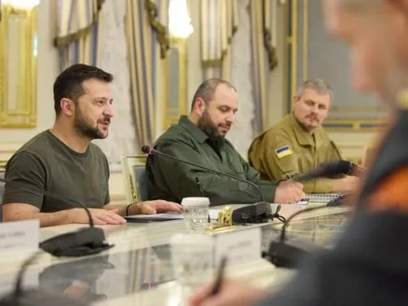 Президент обговорив з міністром оборони Нідерландів безпеку "зернового коридору"