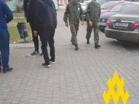 Біля Джанкою російський військовий намагався вбити стару жінку, його затримали — партизанський рух “АТЕШ”