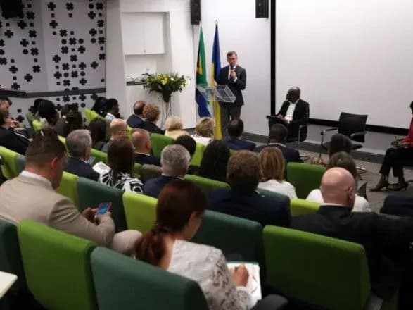 Кулеба: Україна прагне відновити відносини з Африкою, які втратила наприкінці 1990-х