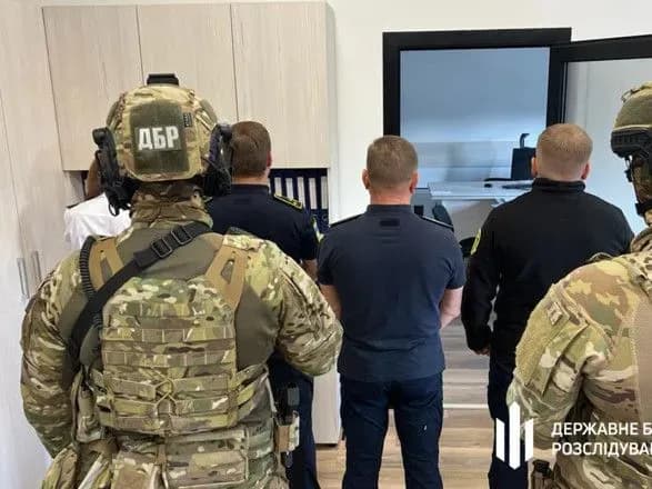 Справа про незаконне розмитнення авто на Львівській митниці: як просувається розслідування