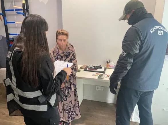 Консулка України нелегально переправляла мігрантів з країн Азії до ЄС