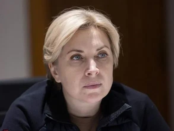 Щонайменше 40% ВПО живуть лише на виплати від держави - Верещук