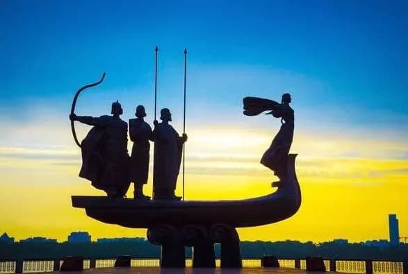 Негода у Києві: є підтоплення у трьох районах