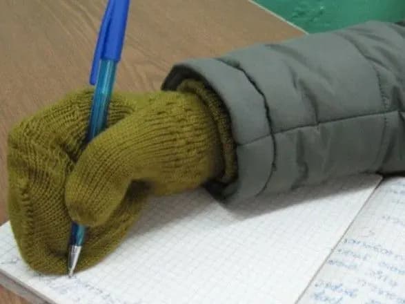 Без отопления в школах и с клопами в больницах: реалии оккупированного Мариуполя