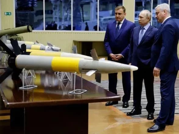 держдума рф ухвалила бюджет росії на 2024 рік: рекордна частина піде на військові витрати