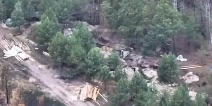 Ukrainian border guards destroy invaders who were setting up a checkpoint: video shown