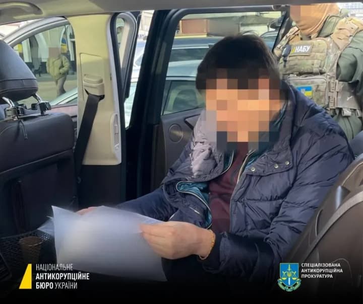 Нардеп намагався підкупити топпосадовця Державного агентства відновлення: йому повідомили про підозру