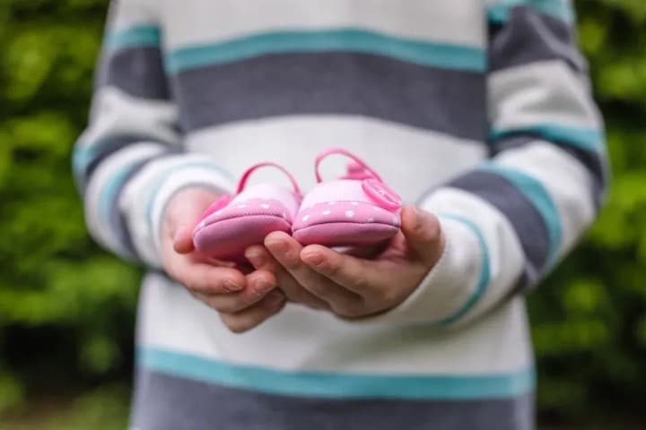 Військовим дозволили безплатно зберігати репродуктивні клітини в кріобанках