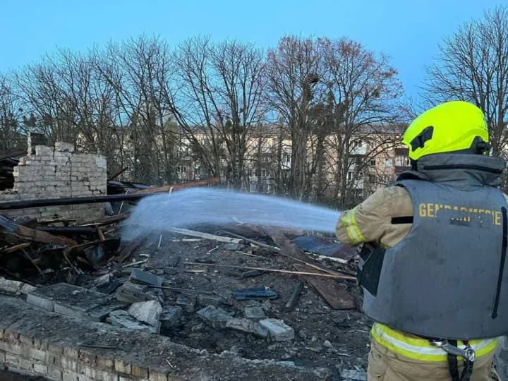 Цієї ночі у небі над Києвом було знищено понад 60 повітряних цілей 