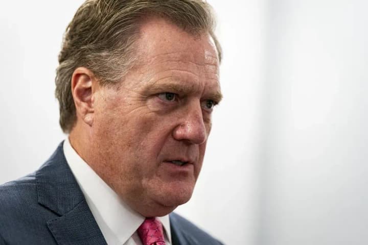 Допомога США Україні та Ізраїлю залежить від рішень щодо прикордонної політики Штатів