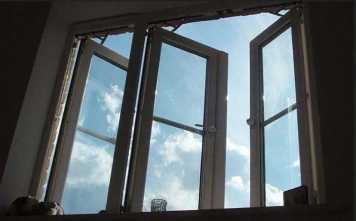 An 18-year-old boy fell from a high-rise building in Kyiv and died, proceedings have been opened 