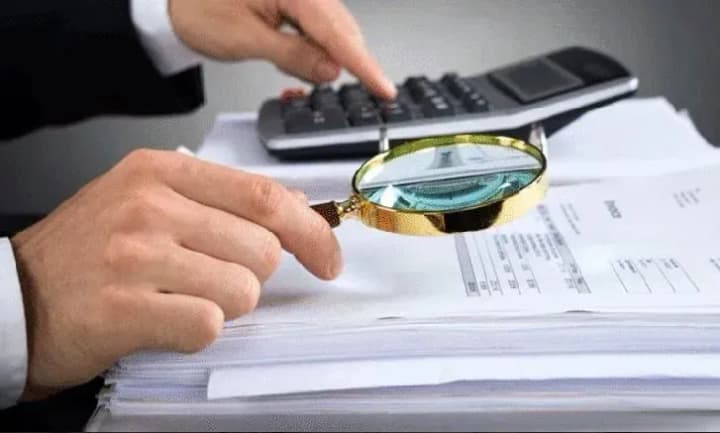 Повернення податкових перевірок відкладається: Зеленський не підписав закон