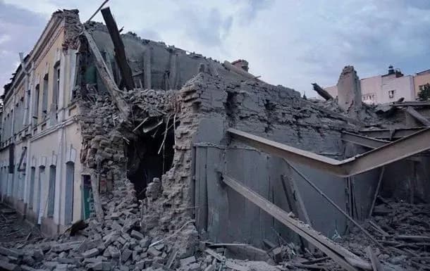 російські війська атакували Нікопольський район з артилерії та безпілотника