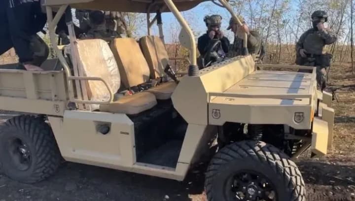 Armed Forces destroy two Desertcross all-terrain vehicles on the left bank of Kherson region