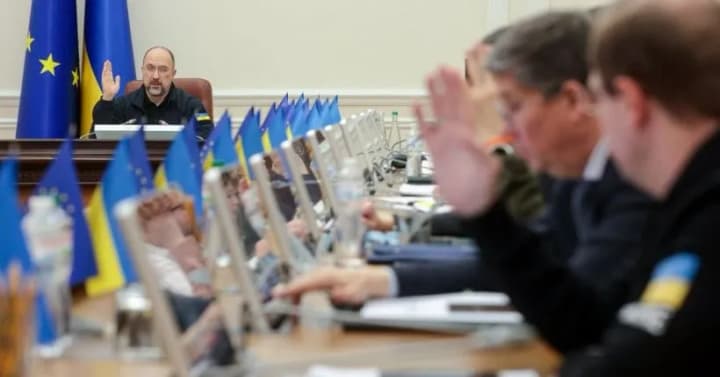 Україна з початку року акумулювала майже 2 трлн грн у держбюджет – Шмигаль