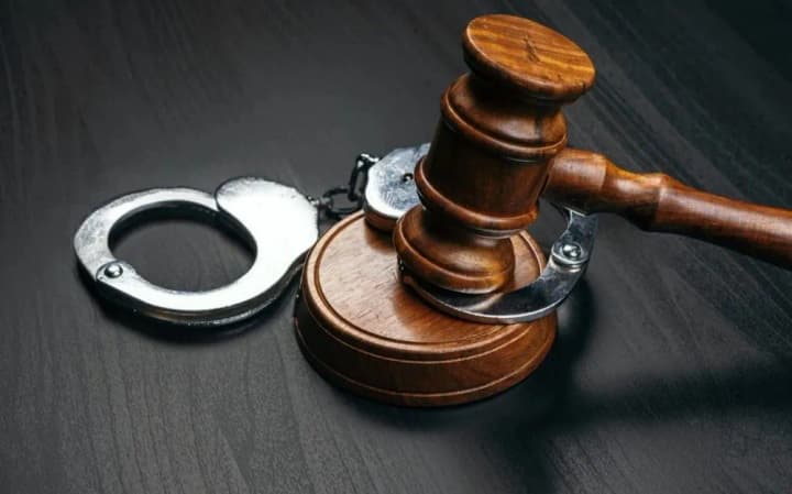 Українські зрадники: Кива, Медведчук, Ковальов, Шепелев та інші - когось вбили, а когось судді практично випустили на волю