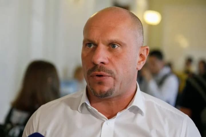 Russian authorities say two bullet wounds were found on Kiva's body