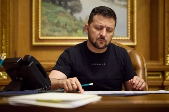 Zelensky is going to attend the inauguration of Argentina's newly elected President Milei - media