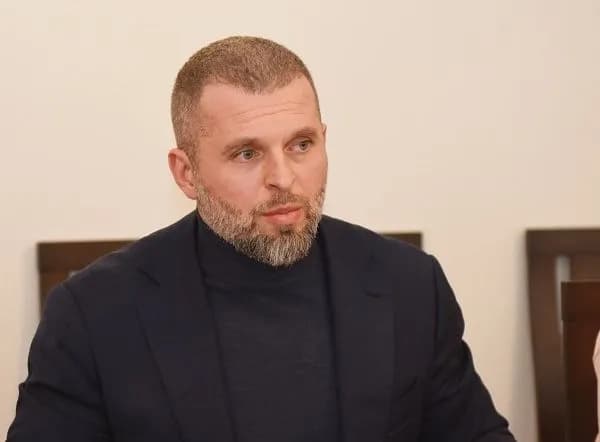 Мають ті ж паспорти, що й окупанти, які вбивають українців: Бідний занепокоєний ідеєю допуску представників країни-агресорки до Олімпіади