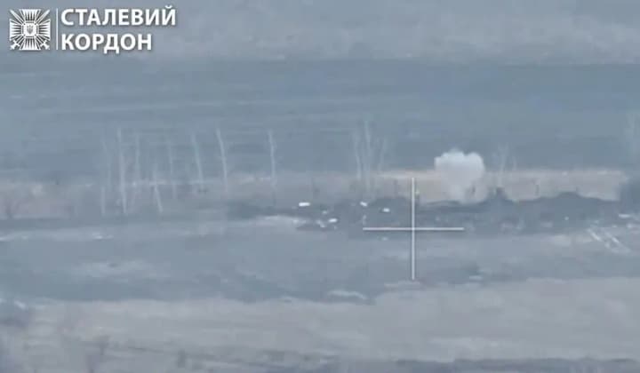 Куп'янський напрямок: бійці з Гвардії наступу «повернули» дрон окупантам, і знищили ним російський екскаватор