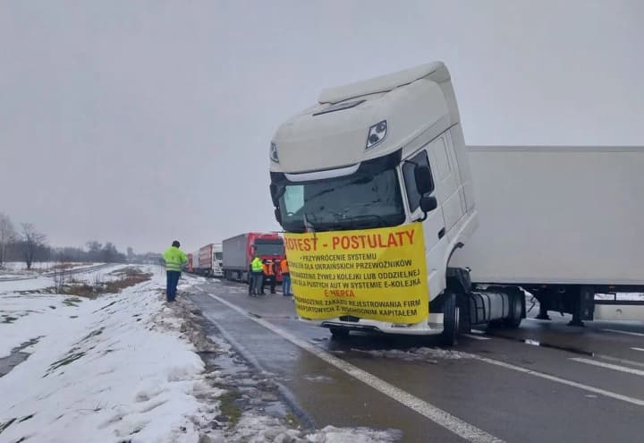 Consequences of the blockade: third driver dies on the border with Poland