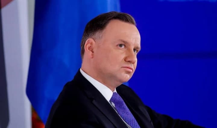 "Закликаю Дональда Туска поважати польський правопорядок" - президент Польщі прокоментував реформу державних ЗМІ у країні