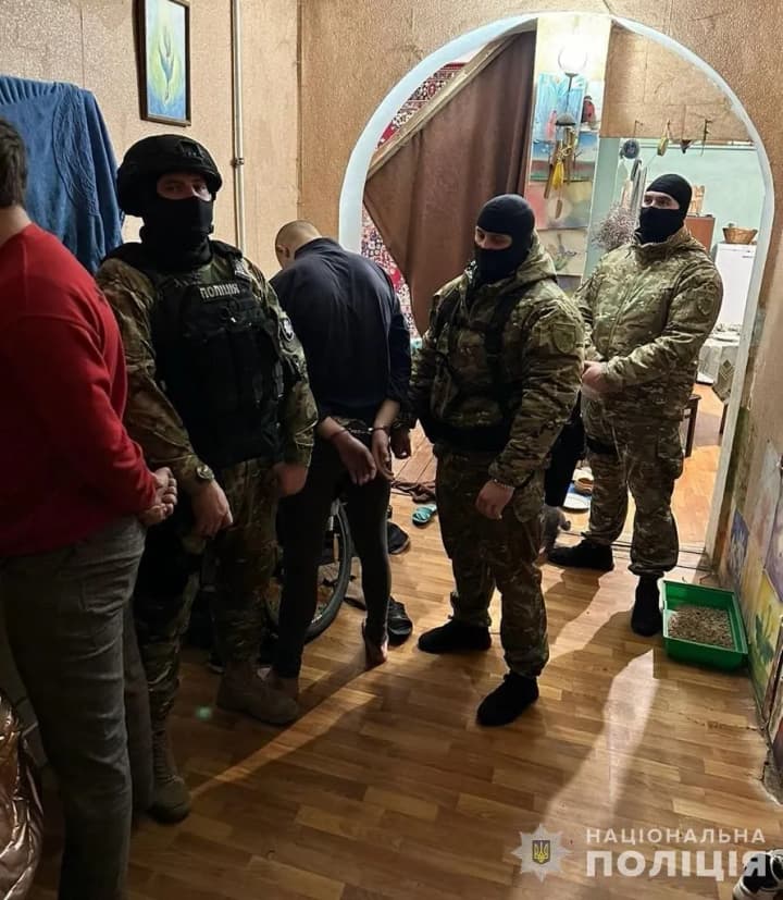 За убийство бездомной в Днепре задержали семерых подростков - полиция