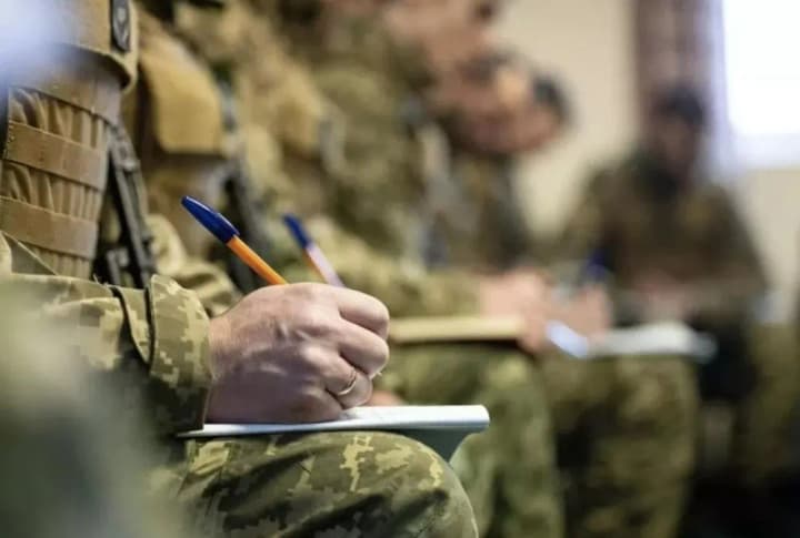 We are happy with any method - Zaluzhnyi on the possibility of issuing electronic subpoenas