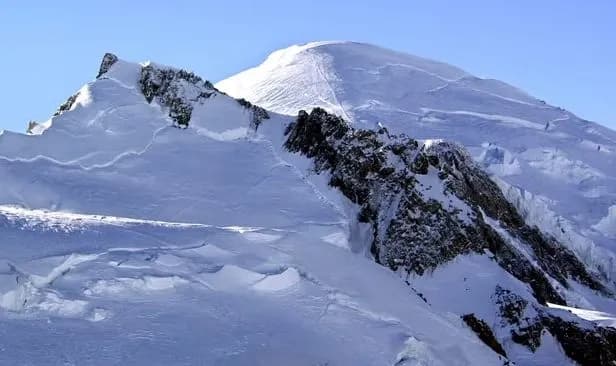 An avalanche kills a 54-year-old British woman and her 22-year-old son in the French Alps