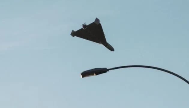 Пожежа на об’єкті критичної інфраструктури виникла після атаки ворога по Київській області цієї ночі