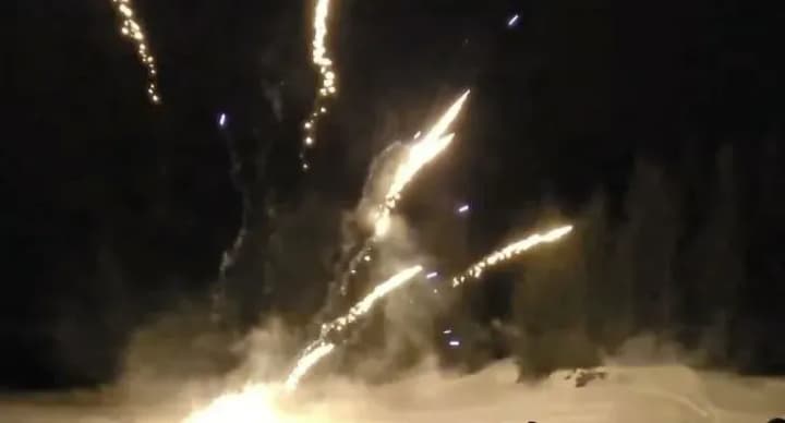 В Черкасах невідомий запустив феєрверки в новорічну ніч