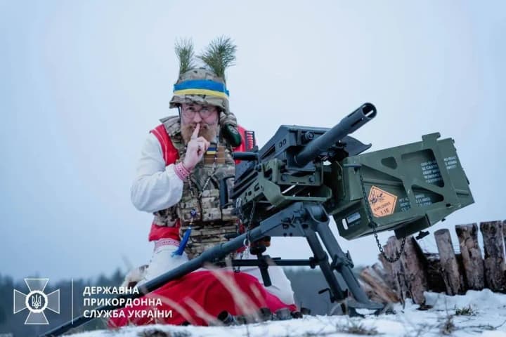 What the border Santa looks like: SBGS showed a photo