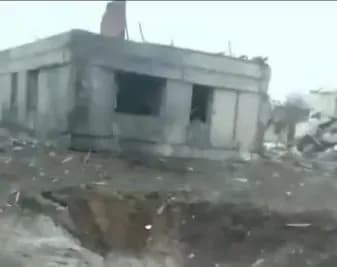 Missile that probably was on its way to bomb Kyiv crashes in Russia